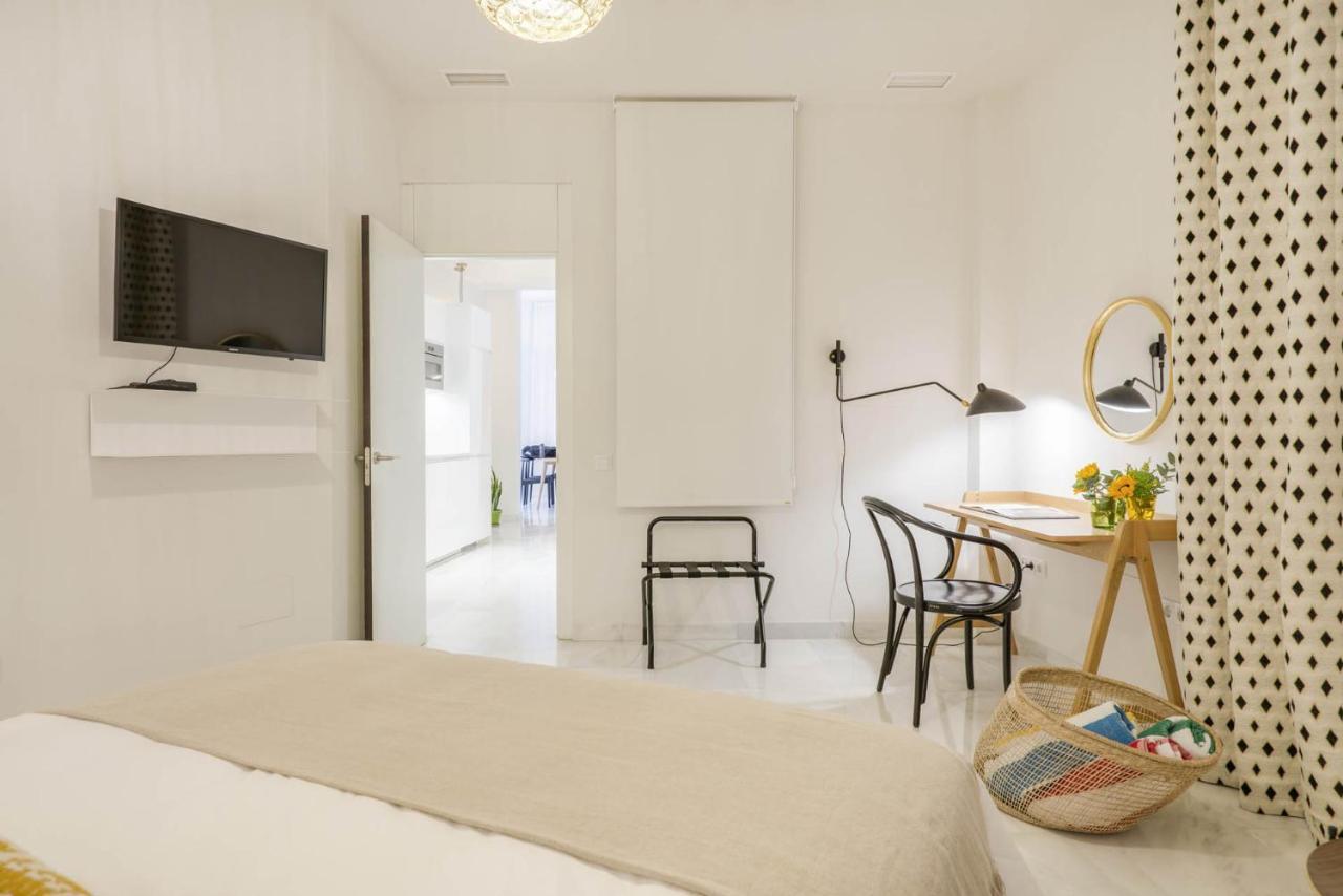 Larios In By Solaga Homes Apartment *